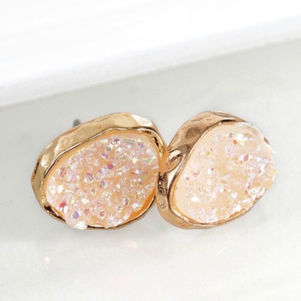 Druzy Earings - Picture 5 of 5